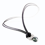 collier TAVAKE
